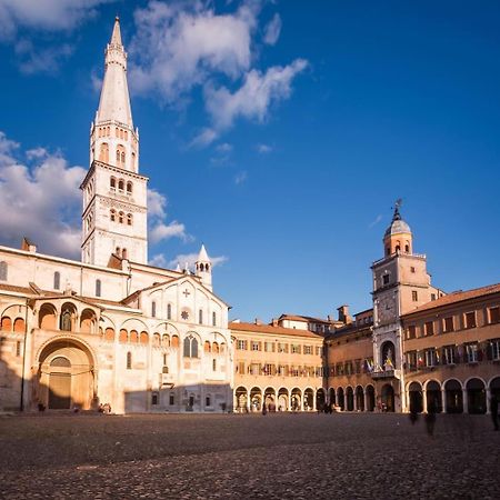 Appartamenti - Moderna - 500M Dal Duomo Modena Exterior foto